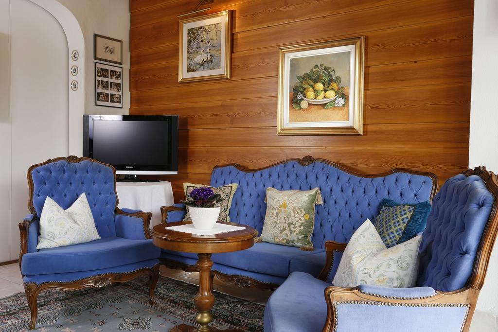 Hotel Tiffany เมราโน ภายนอก รูปภาพ
